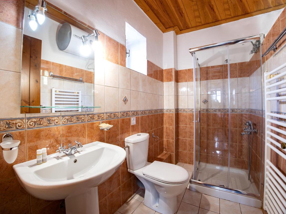 Agriogido - Rupicapra Villas Pápingo Kültér fotó